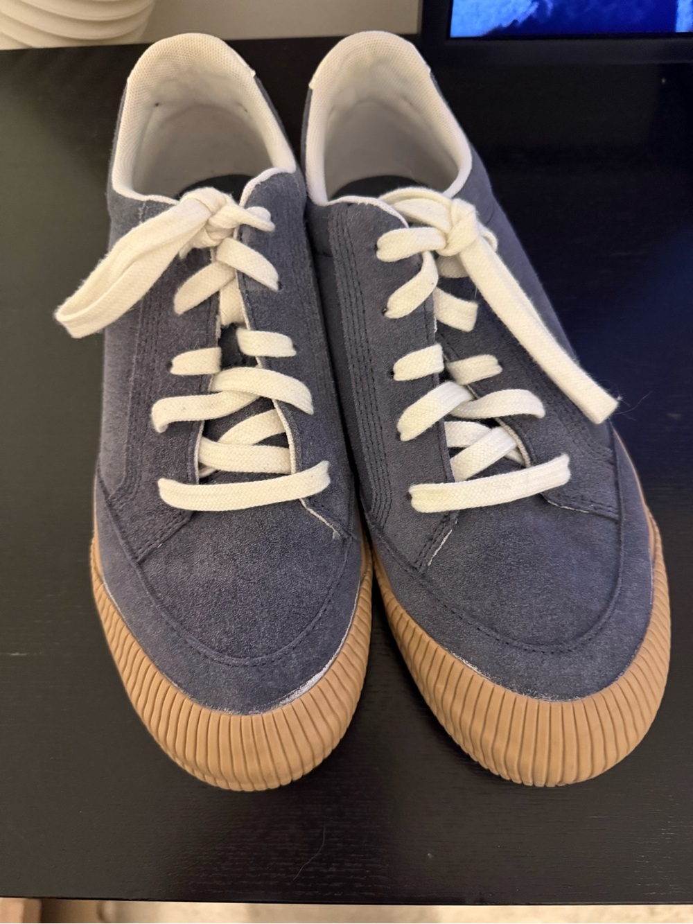 Timberland Skyla Bay 2.0 Women's Casual Suede Lace-Up Sneakers in Navy and Gum